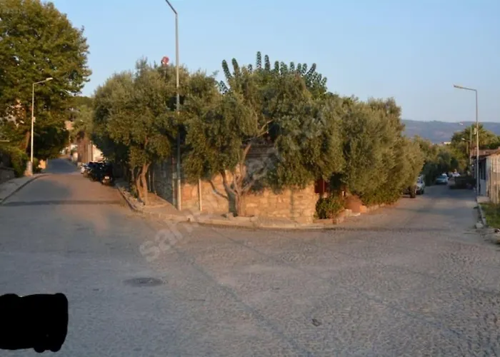 Karamese Tas Ev - Karamese Stone House *