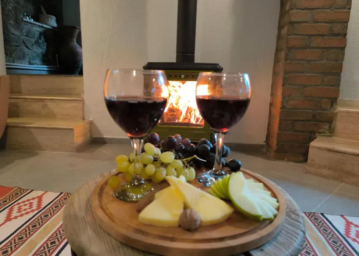 Karamese Tas Ev - Karamese Stone House * Selçuk