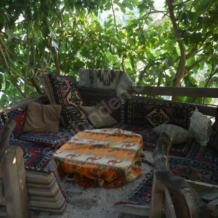 بيت للعطل Karamese Tas Ev - Karamese Stone House سلجوك