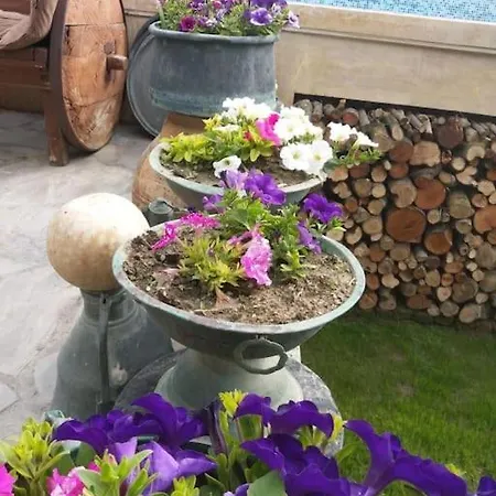 Karamese Tas Ev - Karamese Stone House * سلجوك