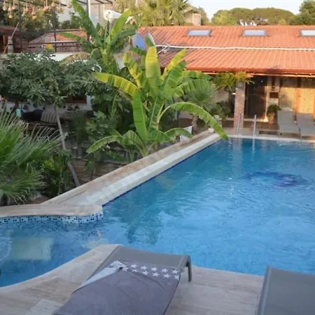 Karamese Tas Ev - Karamese Stone House *