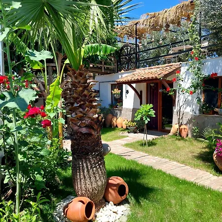 Karamese Tas Ev - Karamese Stone House سلجوك