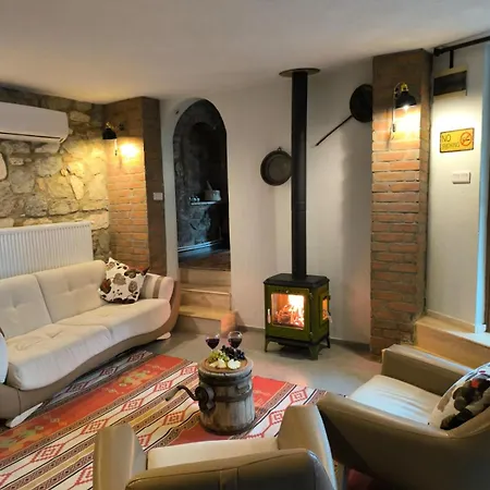 Holiday home Karamese Tas Ev - Karamese Stone House Selcuk