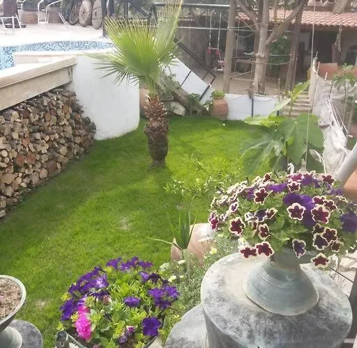 Karamese Tas Ev - Karamese Stone House בית נופש סלצ'וק