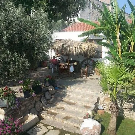 Karameşe Taş Ev - Karameşe Stone House *